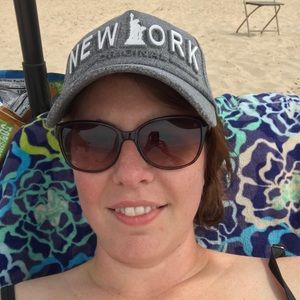 Meet your Posher, Brittney